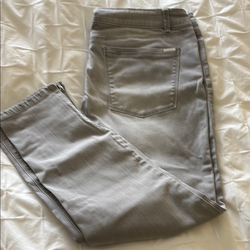 White House Black Market Gray Ankle Jeans w/ Ankle Zippers